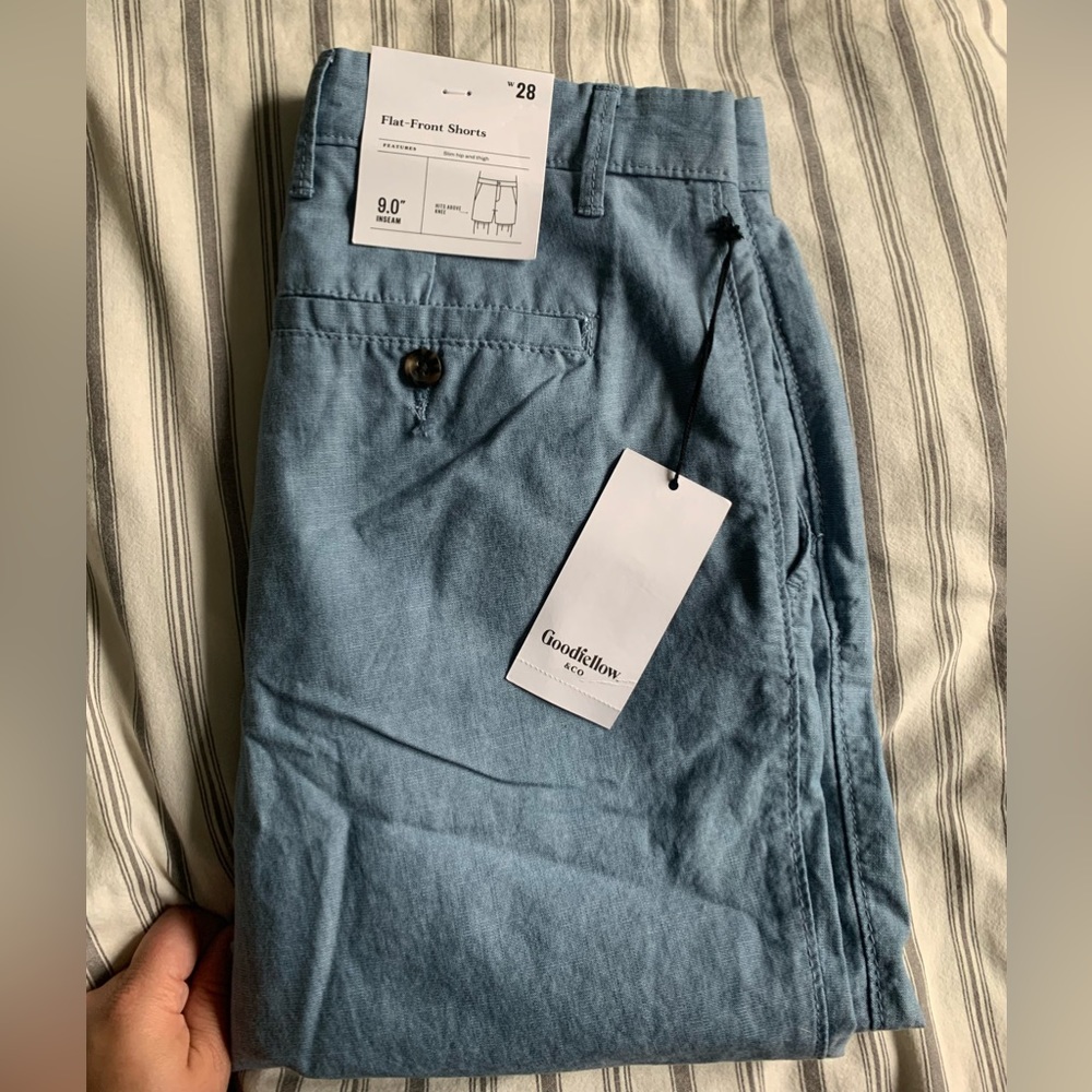 Goodfellow men’s flat front shorts NWT